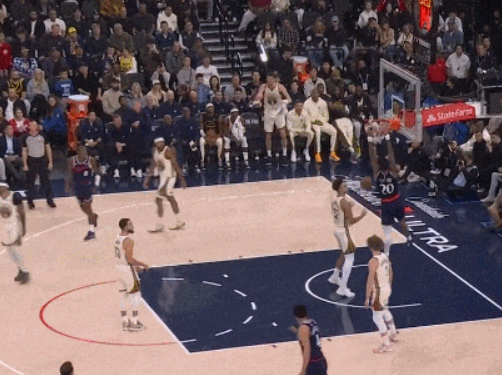 炸裂！三战31中23！快船终于找到使用说明书